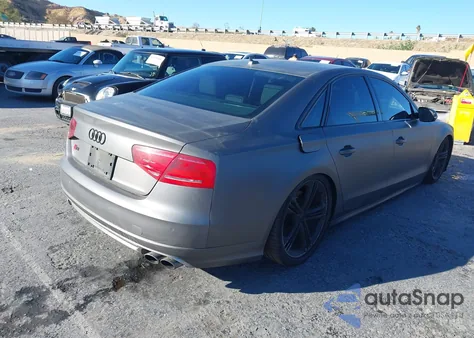 2013 Audi S8 Quattro из США, поврежденный, VIN WAUD2AFD4DN007731